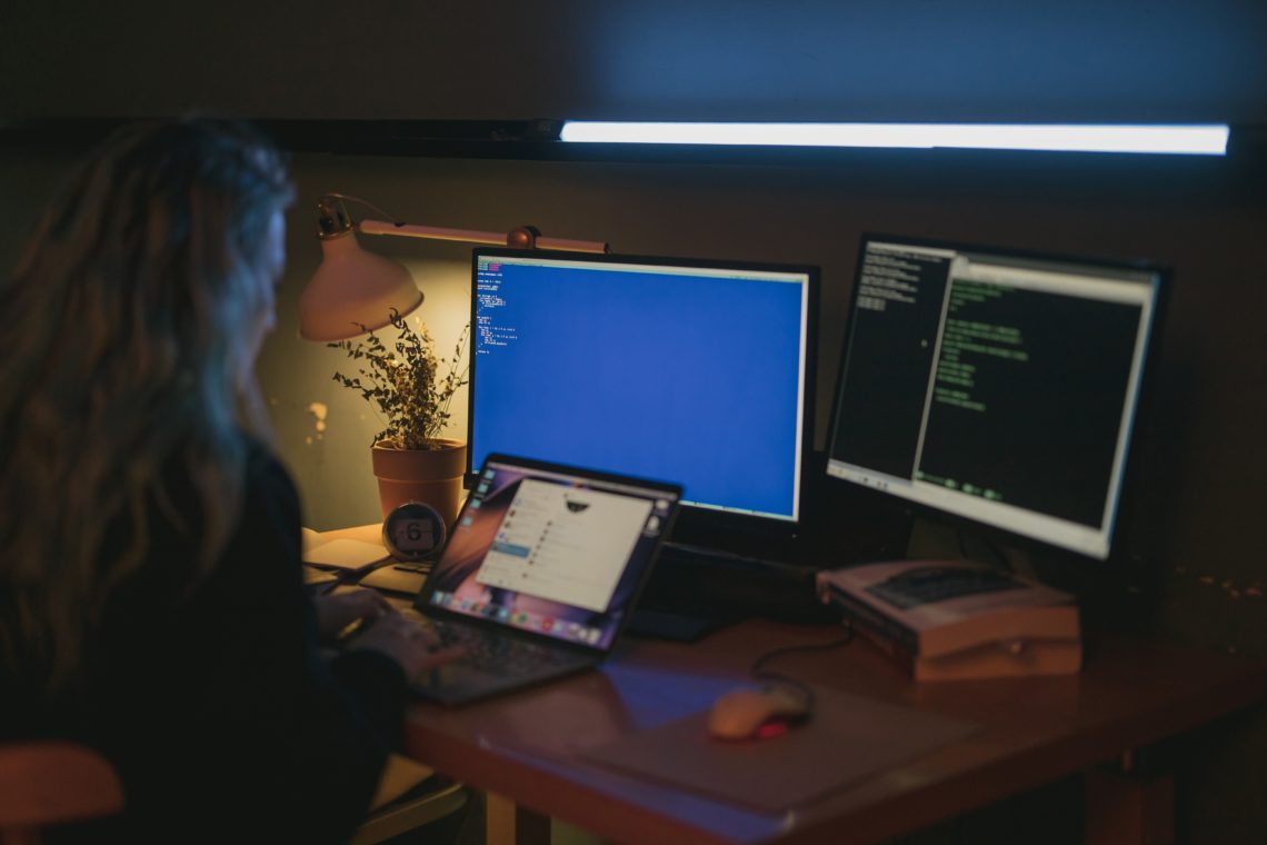 Photo by cottonbro: https://www.pexels.com/photo/woman-using-a-computer-5473298/