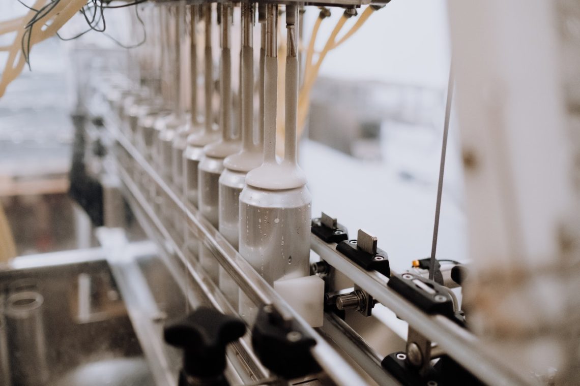 Photo by cottonbro: https://www.pexels.com/photo/filling-cans-with-freshly-brewed-beers-5532674/