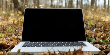 Photo by Lukas: https://www.pexels.com/photo/silver-macbook-pro-with-black-screen-on-withered-leaves-296084/