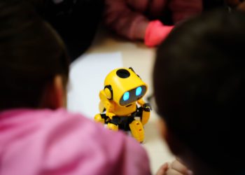Photo by Vladimir Srajber: https://www.pexels.com/photo/a-yellow-toy-robot-11961773/