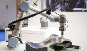 Photo from https://www.universal-robots.com/media/1811296/universal-robots-with-atis-ft-sensors-just-feels-right.jpg?width=1000