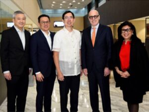 Photo shows (from left): Wilson Go, Kyndryl Philippines Managing Director; Andrew Lim, Kyndryl ASEAN Managing Director; TG Limcaoco, BPI President and CEO; Elly Keinan, Kyndryl Global Group President; and Mariels Winhoffer, Kyndryl Global Business Development Leader.