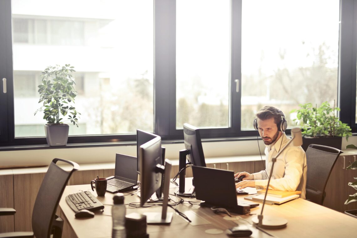 Photo by Andrea Piacquadio: https://www.pexels.com/photo/man-with-headphones-facing-computer-monitor-845451/