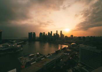 Photo by Stijn Dijkstra: https://www.pexels.com/photo/photo-of-singapore-cityscape-during-golden-hour-2499786/