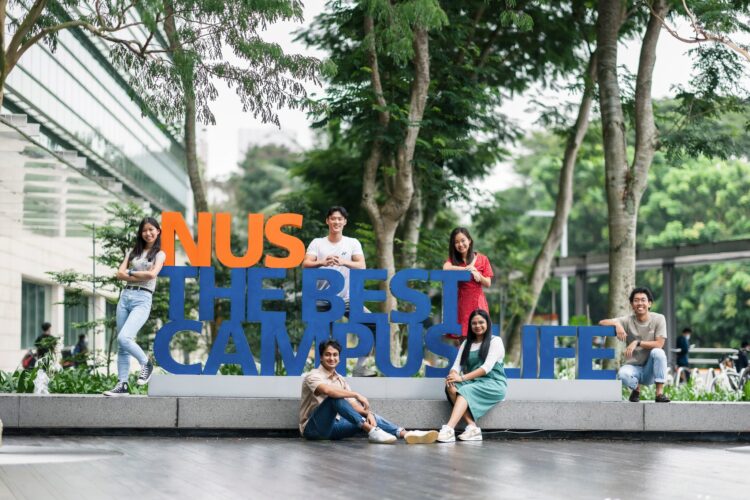 Photo from NUS https://www.facebook.com/photo/?fbid=622420496586284&set=a.622420479919619 (Photo: RENDY ARYANTO/VVS.sg)