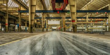 Photo by Pixabay: https://www.pexels.com/photo/gray-concrete-building-interior-236709/