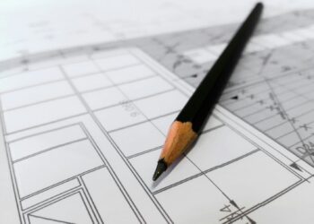 Photo by Pixabay: https://www.pexels.com/photo/close-up-photo-of-black-pencil-268362/