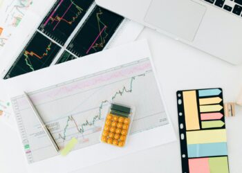 Photo by Nataliya Vaitkevich: https://www.pexels.com/photo/orang-calculator-on-white-printer-paper-7172827/