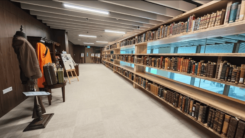 Located on the second floor of NUS’ Central Library, the BookBridge showcases more than 3,000 rare books and artefacts, offering a glimpse into NUS Libraries’ much larger Special Collections.